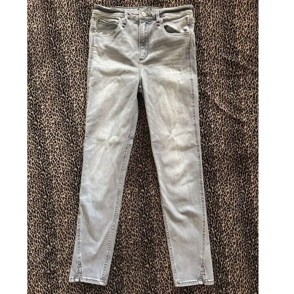 Abercrombie & Fitch Women's Grey Jeans